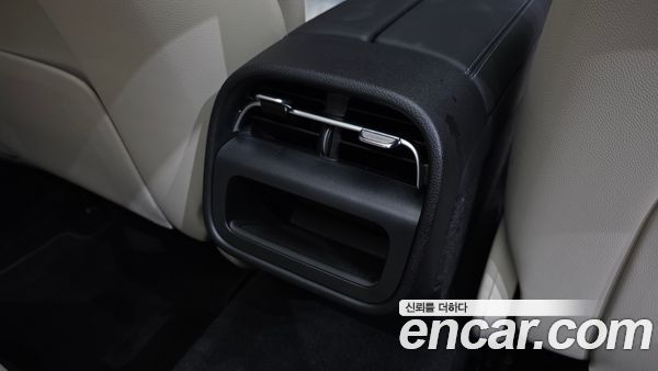 Mercedes-Benz E-Class 2026, фото 31