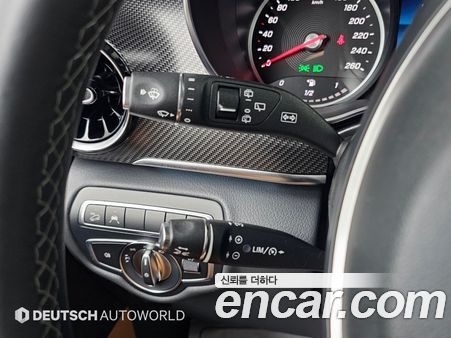 Mercedes-Benz V-Class 2023, фото 18