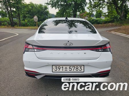 Hyundai Elantra 2021, фото 4