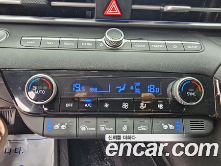 Hyundai Elantra 2021, фото 12