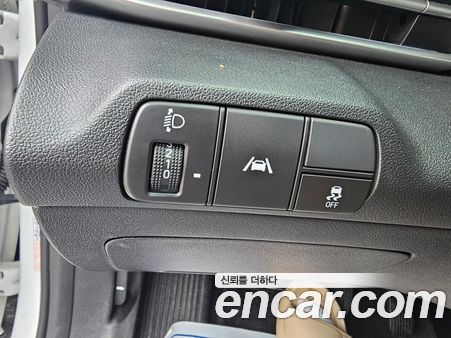 Hyundai Elantra 2021, фото 16