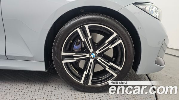 BMW 3 Series 2024, фото 7