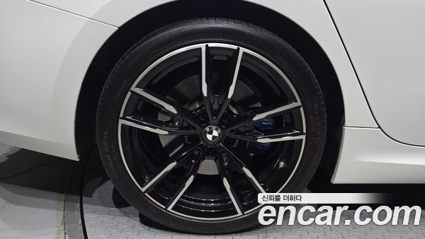BMW 3 Series 2023, фото 5