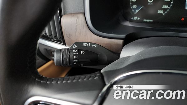 Volvo S90 2021, фото 30