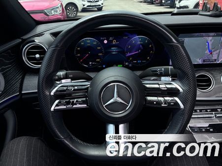 Mercedes-Benz E-Class 2021, фото 6