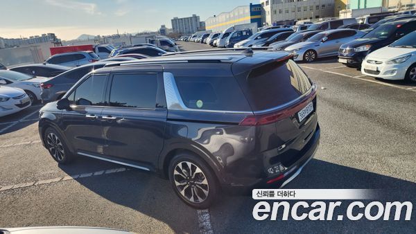 Kia Carnival 2022, фото 5