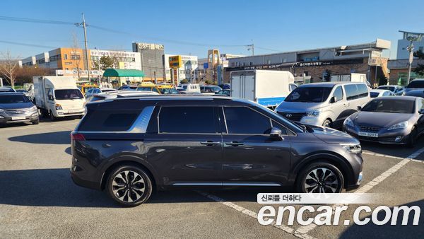 Kia Carnival 2022, фото 8