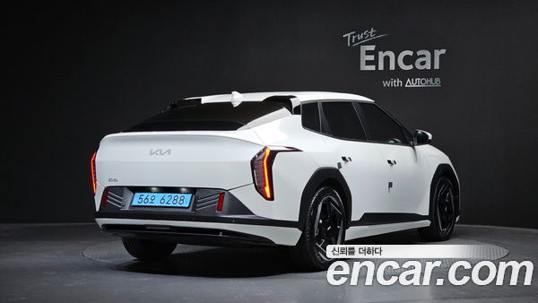 Kia EV4 2026, фото 2