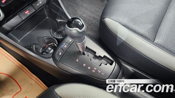 Kia Picanto 2023, фото 12