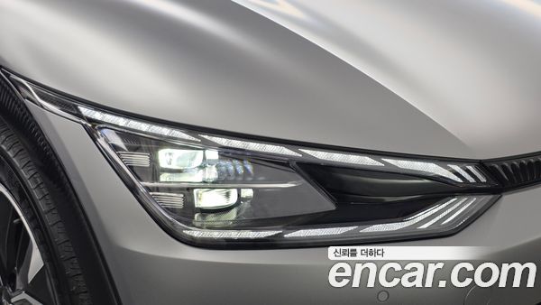 Kia EV6 2023, фото 8