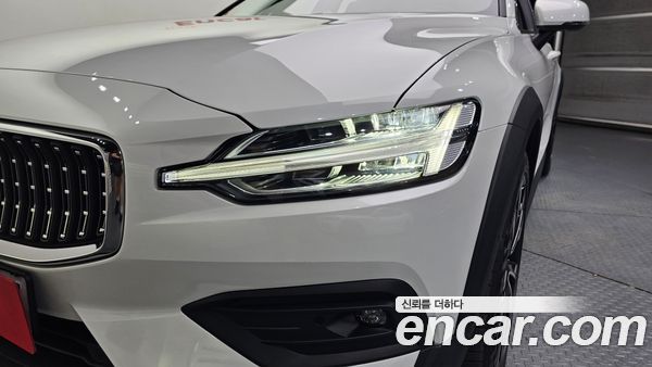 Volvo V60 2026, фото 7