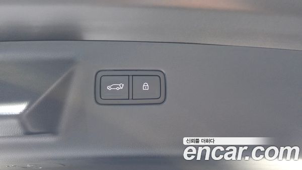 Hyundai Santa Fe 2025, фото 16