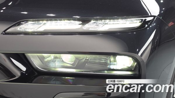 BMW 7 Series 2023, фото 8