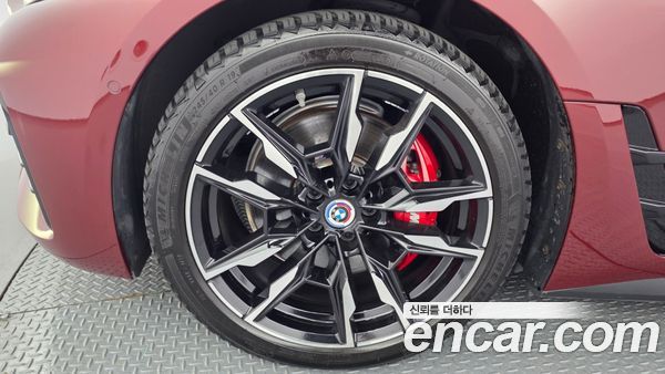 BMW i4 2023, фото 5