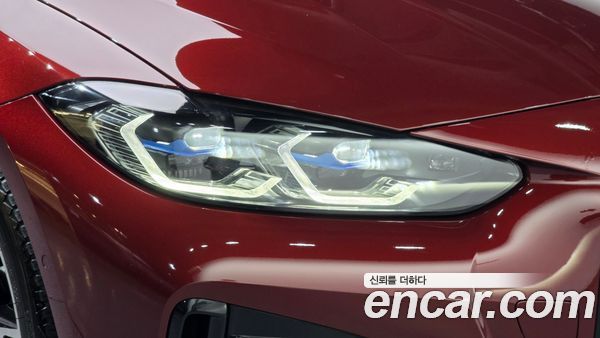 BMW i4 2023, фото 8