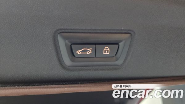 BMW i4 2023, фото 32