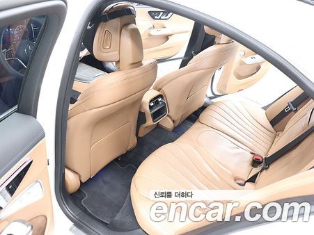 Mercedes-Benz E-Class 2025, фото 10