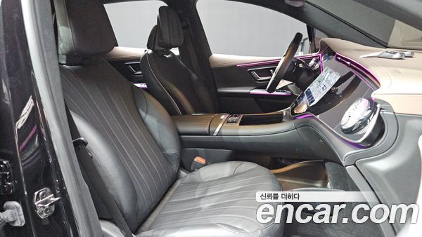 Mercedes-Benz EQE 2023, фото 16