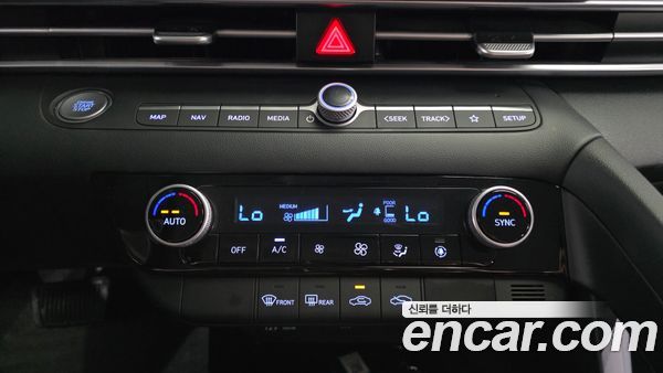 Hyundai Elantra 2021, фото 31