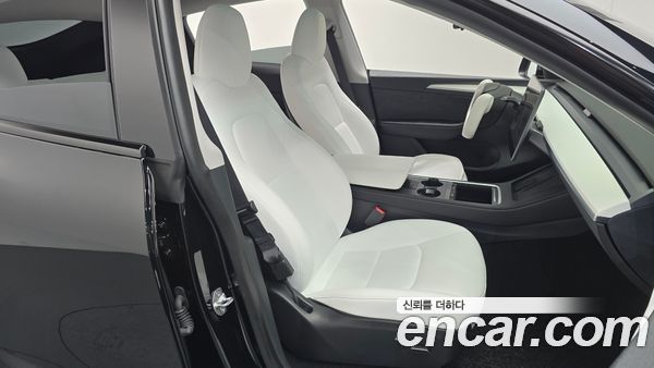 Tesla Model Y 2023, фото 16