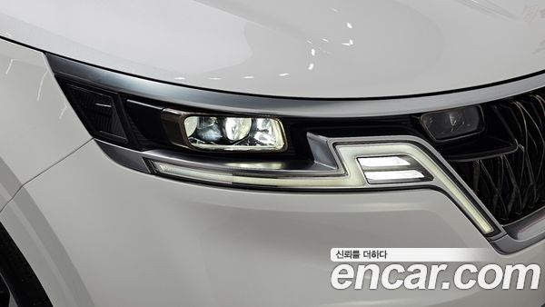 Kia Carnival 2021, фото 8