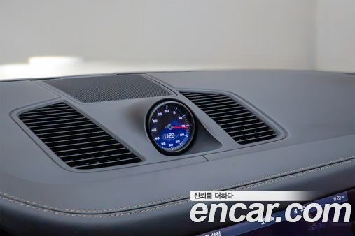 Porsche Cayenne 2020, фото 14