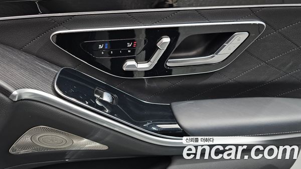 Mercedes-Benz S-Class 2023, фото 30