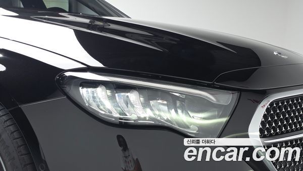Mercedes-Benz E-Class 2024, фото 7