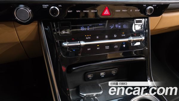 Kia Carnival 2021, фото 31