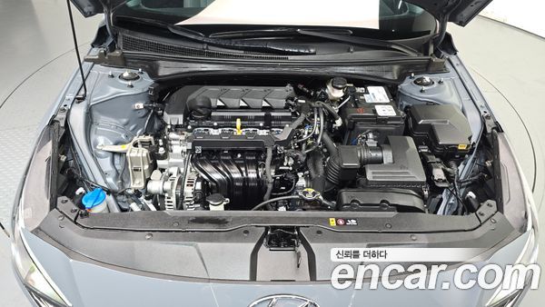 Hyundai Elantra 2022, фото 6
