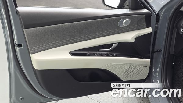Hyundai Elantra 2022, фото 14