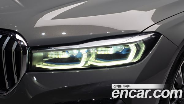 BMW 7 Series 2021, фото 8