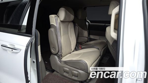 Kia Carnival 2021, фото 12