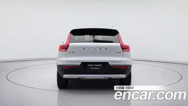 Volvo XC40 2021, фото 5