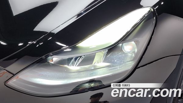 Tesla Model Y 2024, фото 8