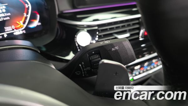 BMW 5 Series 2023, фото 31