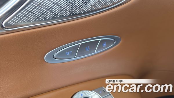 Genesis GV70 2021, фото 32