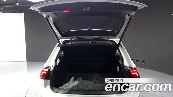 Volkswagen Tiguan 2022, фото 20