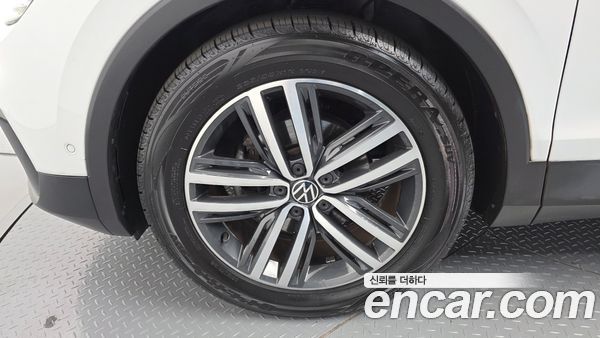 Volkswagen Tiguan 2021, фото 4
