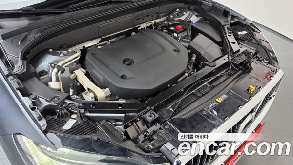 Volvo XC60 2021, фото 6