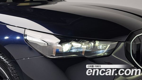 BMW 5 Series 2026, фото 7