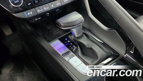 Hyundai Elantra 2022, фото 9