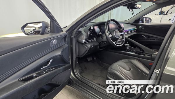 Hyundai Elantra 2022, фото 10