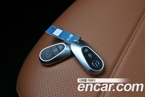 Mercedes-Benz C-Class 2025, фото 18