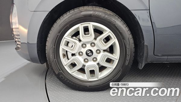 Hyundai Staria 2025, фото 5
