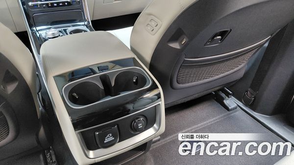 Kia Carnival 2023, фото 31