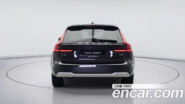 Volvo V90 2022, фото 5