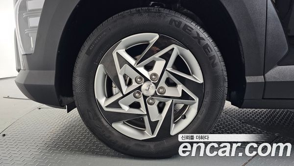 Hyundai Kona 2025, фото 4