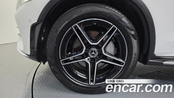 Mercedes-Benz GLC 2023, фото 5