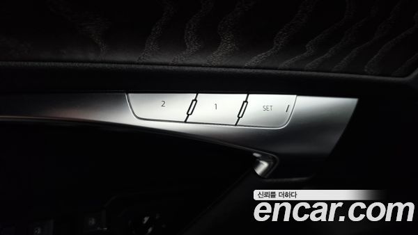 Audi A6 2021, фото 21